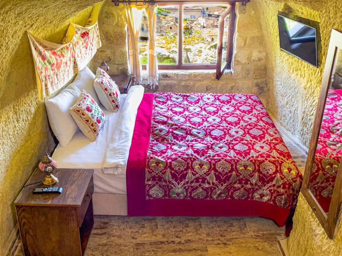 Heritage Cave Suites أوروغوبْ المظهر الخارجي الصورة